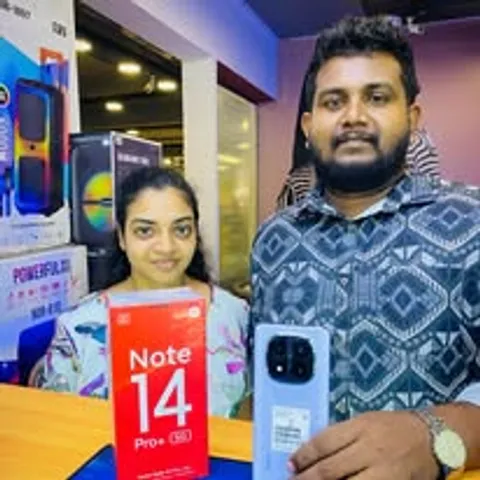 Happy ALOKA TECH customer with their new device