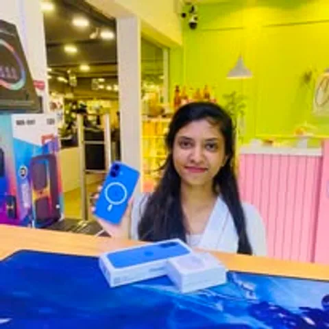 Happy ALOKA TECH customer with their new device